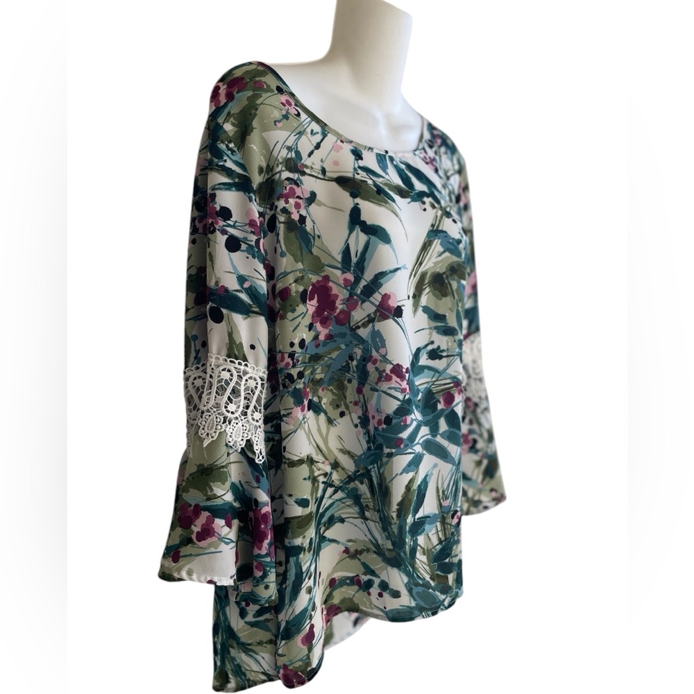 Zac & Rachel Floral Tunic Top Bell Sleeves Lace Insert Green Multi Ladies Large